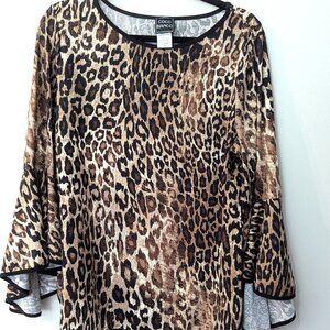 Coco Bianco Women's Leopard Print Bell Sleeve Blouse. Size XL